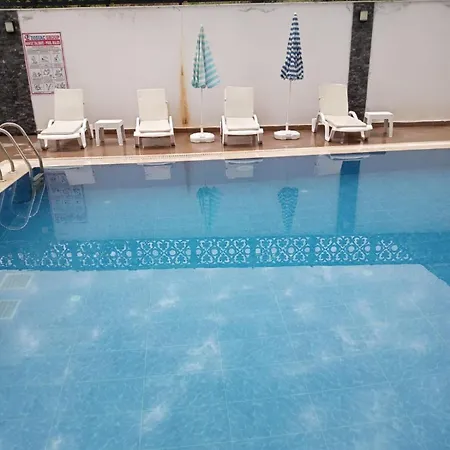 1 Bedroom Apartment, 500m To The Beach, 阿拉尼亚